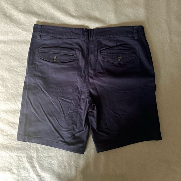 FOREVER 21 NAVY BLUE SHORTS - Picture 4 of 6